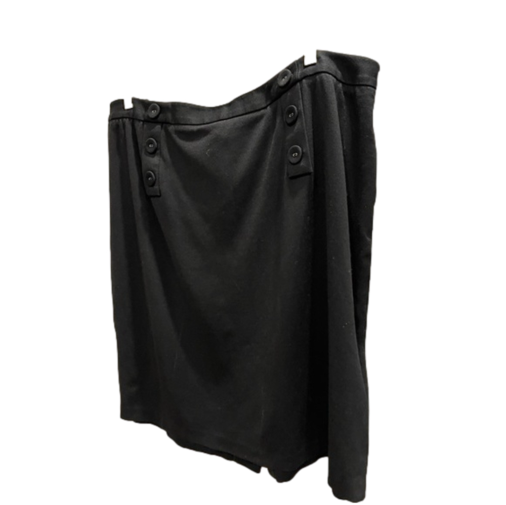 Talbots black knit skirt with front button detail. EUC. 18W.